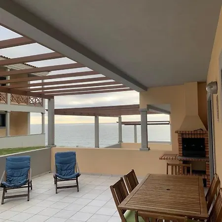 Sunset House With Seaview & Terrace By Vacationy Leiria